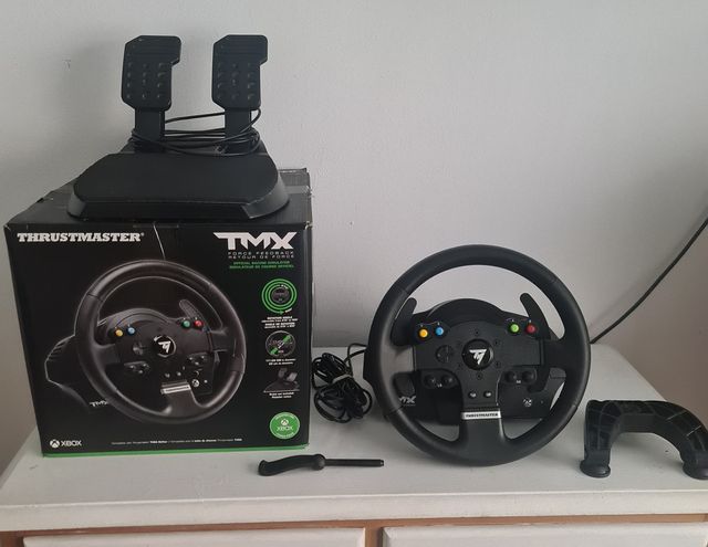 Volante Thrustmaster TMX Xbox/PC