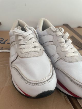Zapatillas Tommy Hilfiger Blancas y Rojas