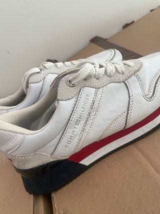 Zapatillas Tommy Hilfiger Blancas y Rojas