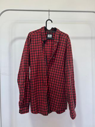 Camisa Lacoste Cuadros Rojo y Negro Talla L
