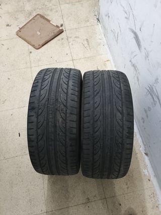 Neumáticos 245/45/17