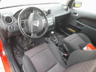 Ford Fiesta 2005, 1560 cm3, 3 puertas 