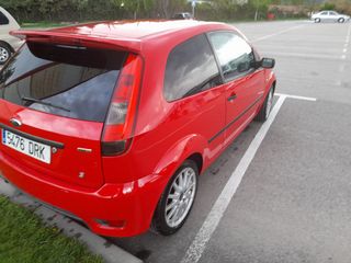 Ford Fiesta 2005, 1560 cm3, 3 puertas 
