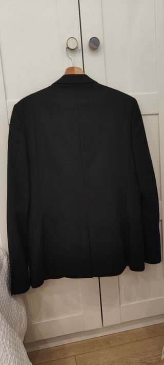 Traje. Chaqueta + Pantalón 
