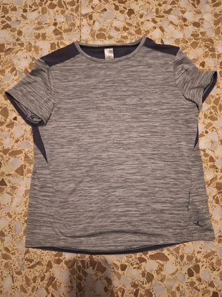 Camiseta deportiva gris, talla 14-15 años
