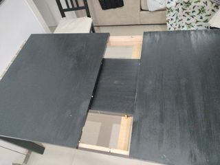 Mesa de comedor IKEA gris madera