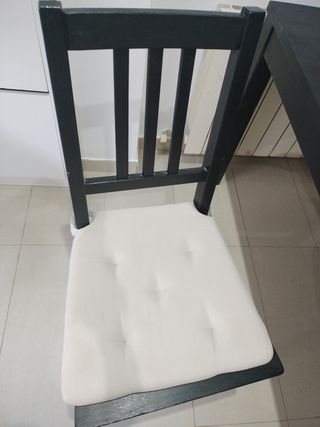 Mesa de comedor IKEA gris madera