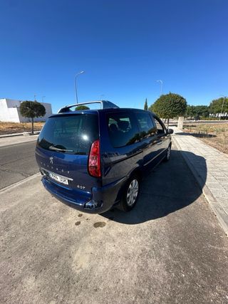 Peugeot 807 2005
