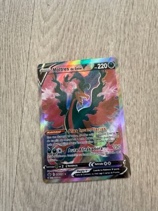 Carta Pokémon Moltres de Galar V 220 HP