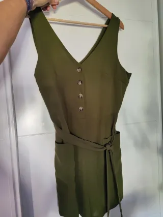 Mono corto verde talla L