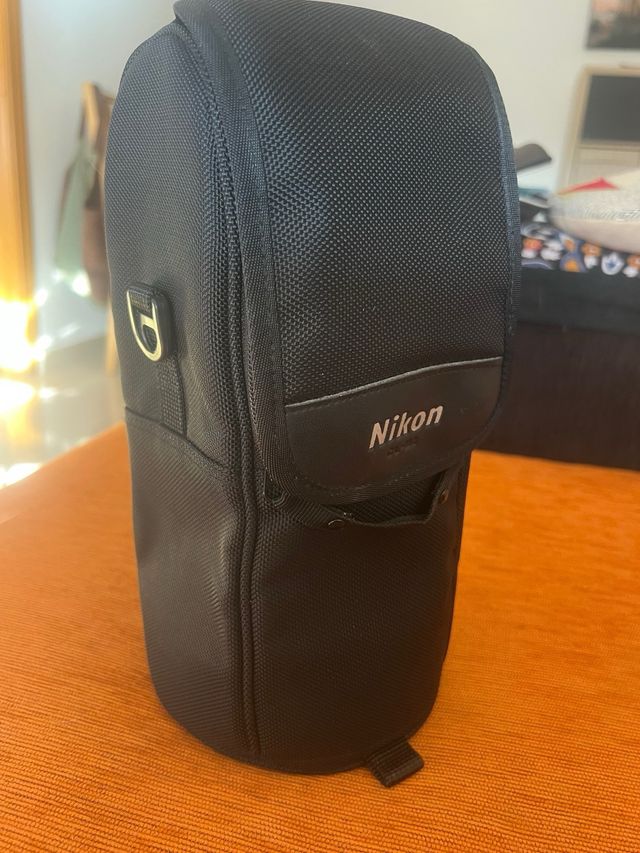 Funda Nikon CL-M2