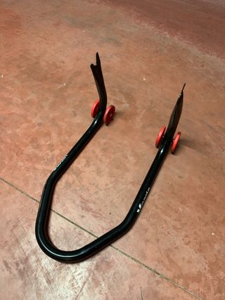 Caballete trasero moto Vicma
