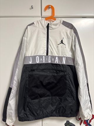 Sudadera Jordan Anorak Blanca y Negra