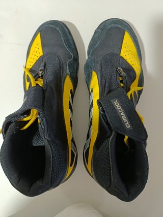 Adidas Response 2 Zapatillas Deportivas
Lucha