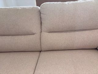 Sofá beige 2-3 plazas nuevo sin estrenar
