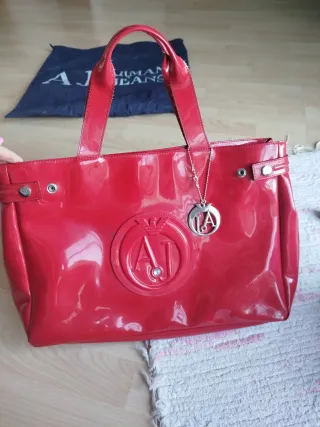 Bolso Armani Jeans Rojo Charol