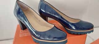 Zapatos Salón Charol Azul Gadea Talla 38