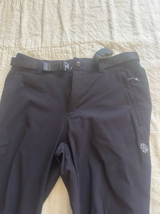 Pantalón de montaña, marca Ternua