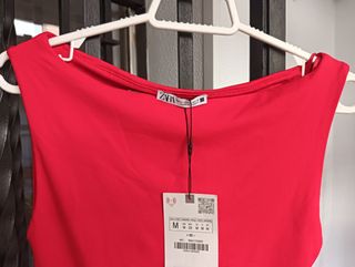 Top Zara Rojo Talla M