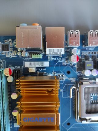 Placa Base Gigabyte GA-EP35-DS3