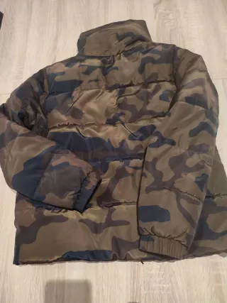 Plumífero camuflaje