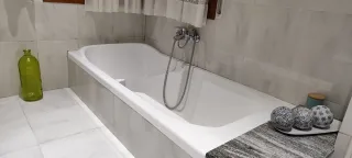 Conjunto de baño: inodoro, bidé,pica, plato grifos