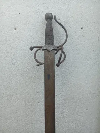 Espada antigua de colección