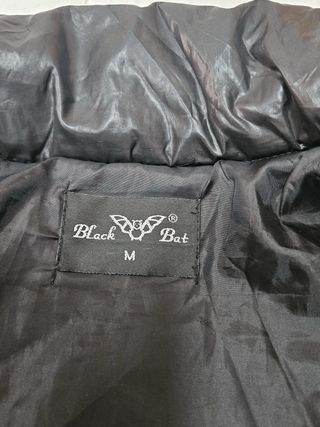 Chaqueta acolchada negra mujer