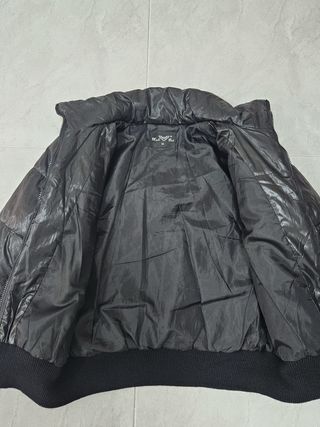 Chaqueta acolchada negra mujer