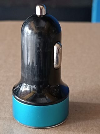 Adattatore USB auto tuning con voltometro.