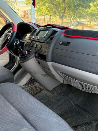 Volkswagen Caravelle 2010 Camper 
