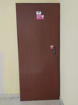 Puerta antiokupa