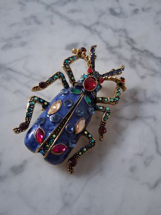 Broche Escarabajo Joya Azul y Dorado
