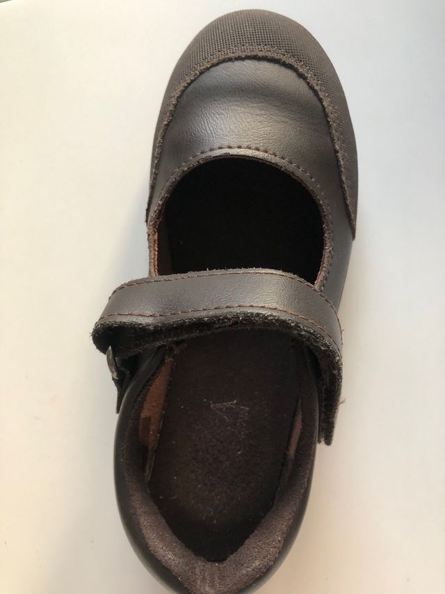 Zapato colegial marrón