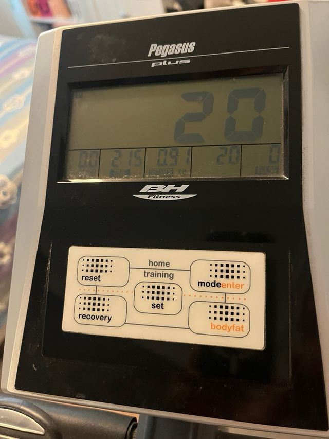 Bicicleta Estática BH Pegasus Fitness