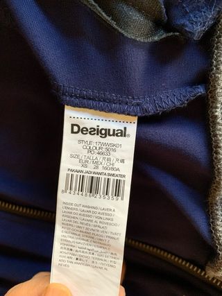 Chaqueta Desigual azul y dorada
