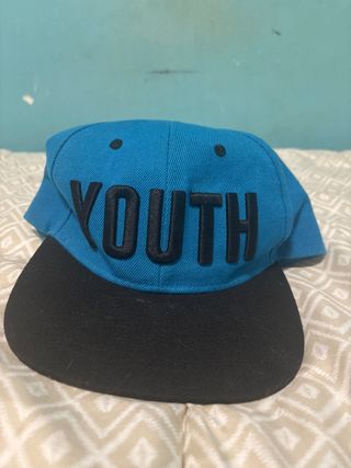Gorra YOUTH azul y negra