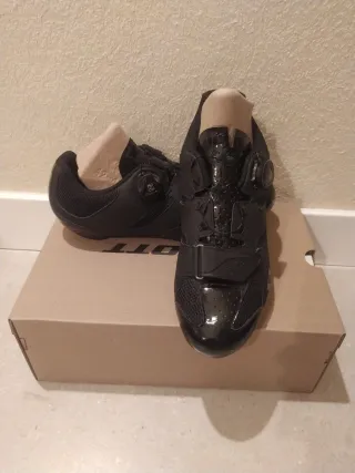 Zapatillas Ciclismo GIRO SAVIX Talla 42
