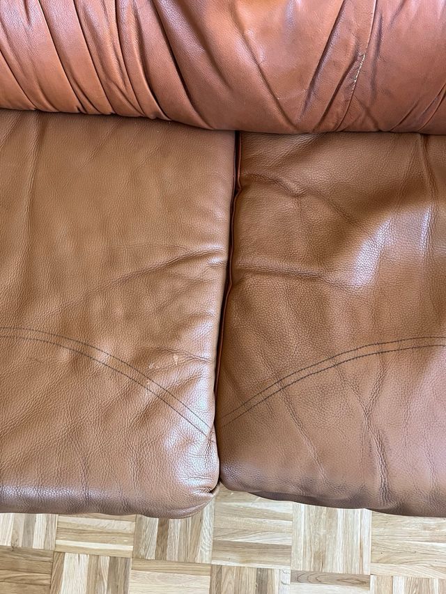 Sofá de piel marrón 2 plazas(antes del 5 nov)