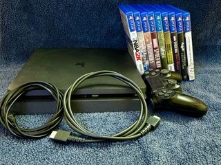 Consola PS4 + 10 Juegos de regalo