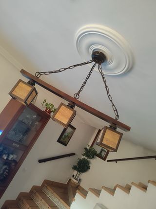 Lámpara de salón madera y metal