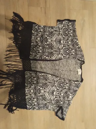 Kimono estampado flecos