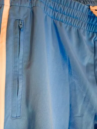 Pantalones Adidas Originals celestes