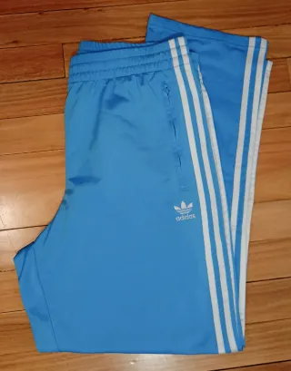 Pantalones Adidas Originals celestes