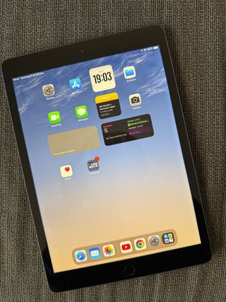iPad 8va Gen 32GB Space Gray