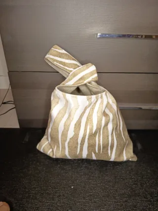 Bolso japonés estampado cebra