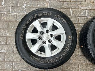 Llantas Mitsubishi Montero V80 
6 tornillos 
