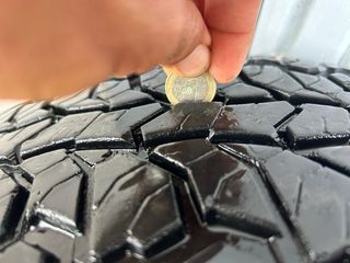 Llantas Mitsubishi Montero V80 
6 tornillos 