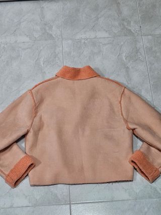 Chaqueta Zara mujer beige/rosa