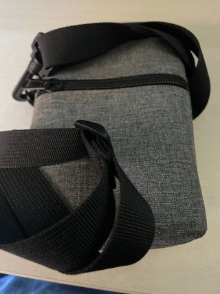 Bolso pequeño gris